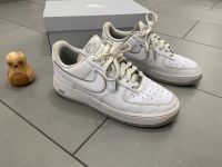 Nike Air Force 1, Turnschuhe, Größe 40, Sneakers, weiß grau low Thüringen - Tonna Vorschau