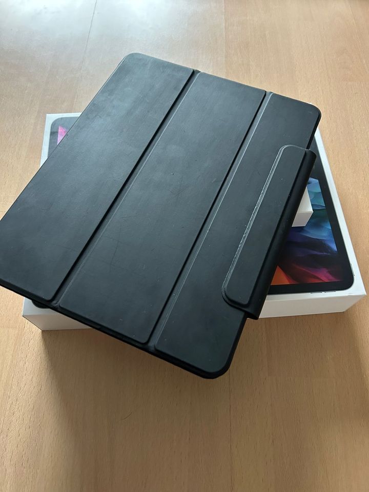 iPad Pro, 12.9 Zoll, 4. Generation, 128 GB, Space Grau in Wettenberg