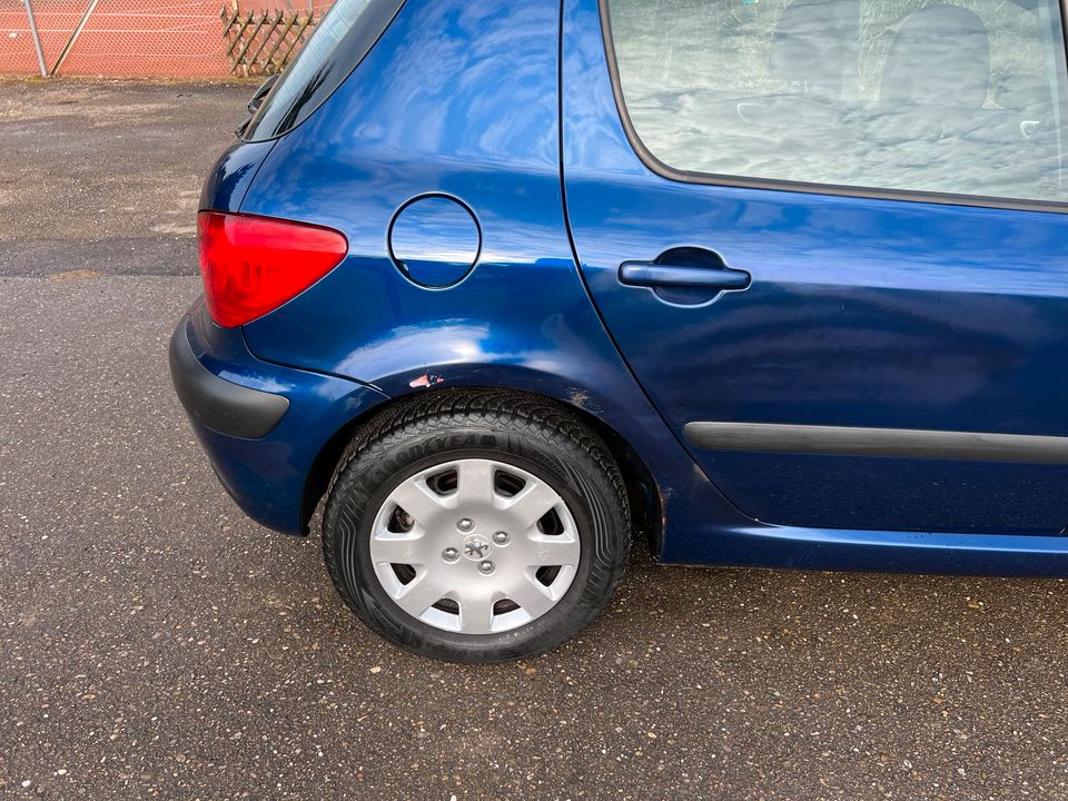 Peugeot 307 1.6HDI Schrägheck in Giengen an der Brenz