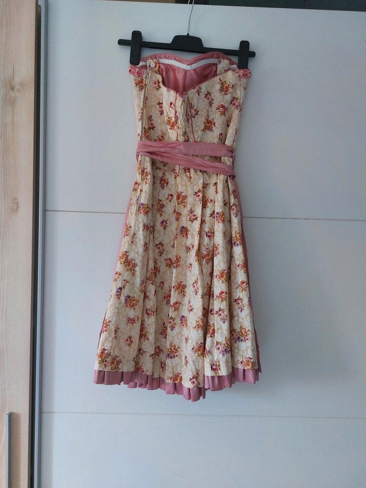 Verkaufe mein Dirndl in Ortenburg