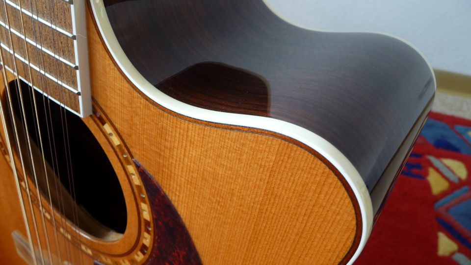 Western-Gitarre "Takamine EF 400 SC" 12-seitig in Emsdetten