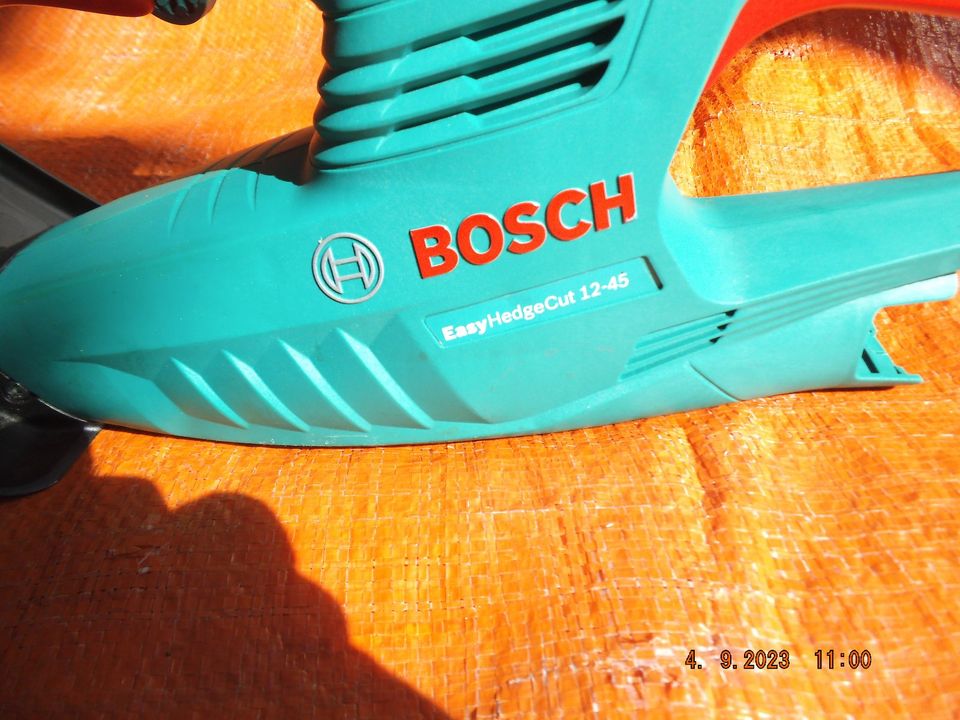 Heckenschere, BOSCH EASY HEDGE CUT 12-45 in Bielefeld