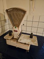 Waage Berkel vintage, Neigungstafelwaage emalliert mit Gewichten Nordrhein-Westfalen - Soest Vorschau
