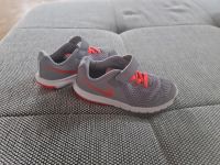 Nike Schuhe Größe 27,5 grau Kinder Bayern - Amorbach Vorschau