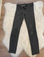 Skinny Jeans grau schwarz regular waist denim 28/32 S/M H&M Niedersachsen - Northeim Vorschau