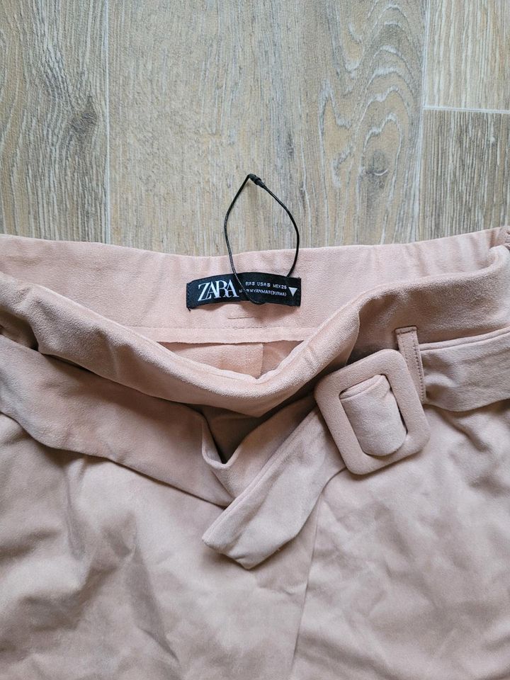 ZARA HOSENROCK S ROSÈ NEU in Querfurt