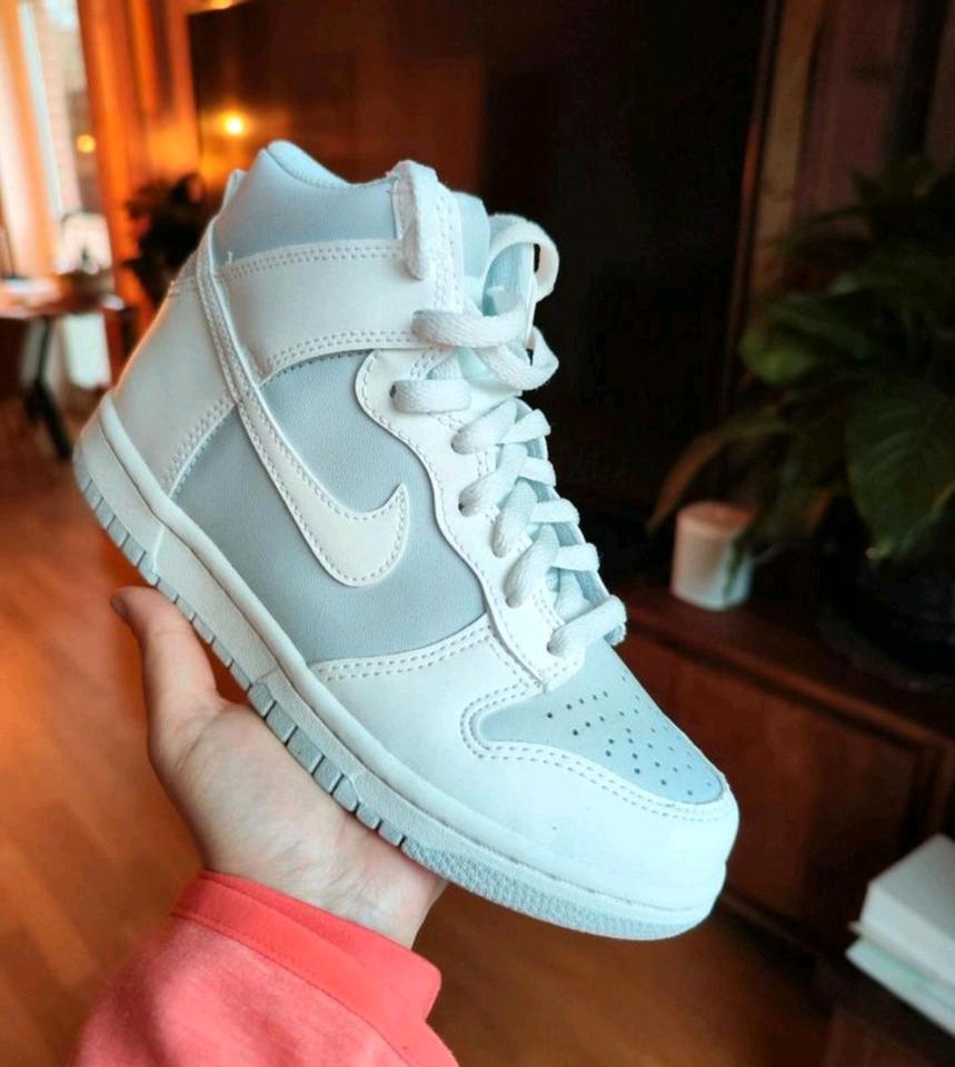 Nike Dunk High Football Grey GS US4.5 Y EU 36.5 Kinderschuhe in Schwerin