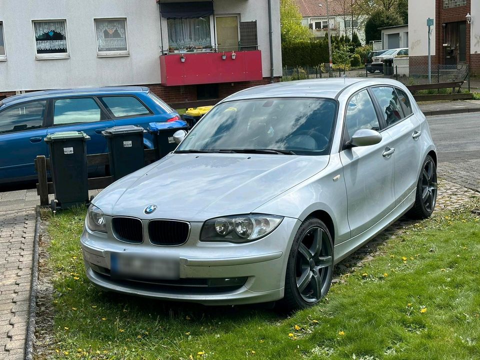 BMW 1er 118d e87 in Stadthagen