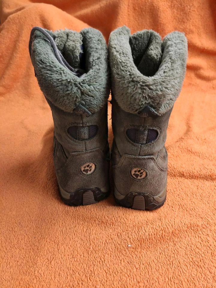 Jack Wolfskin Winterstiefel für Mädchen in 34 in Landau in der Pfalz