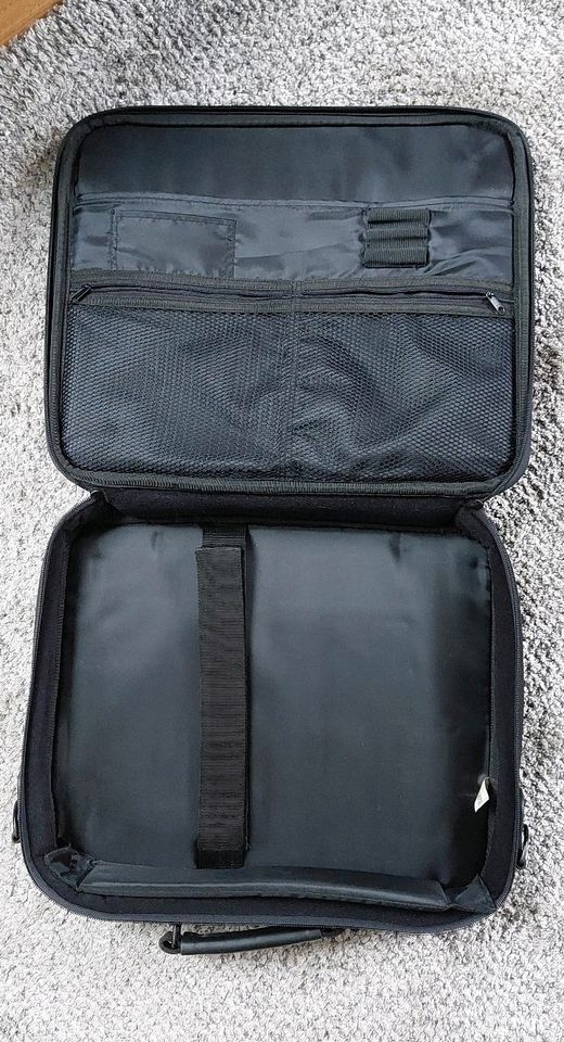 Laptoptasche schwarz in Glinde