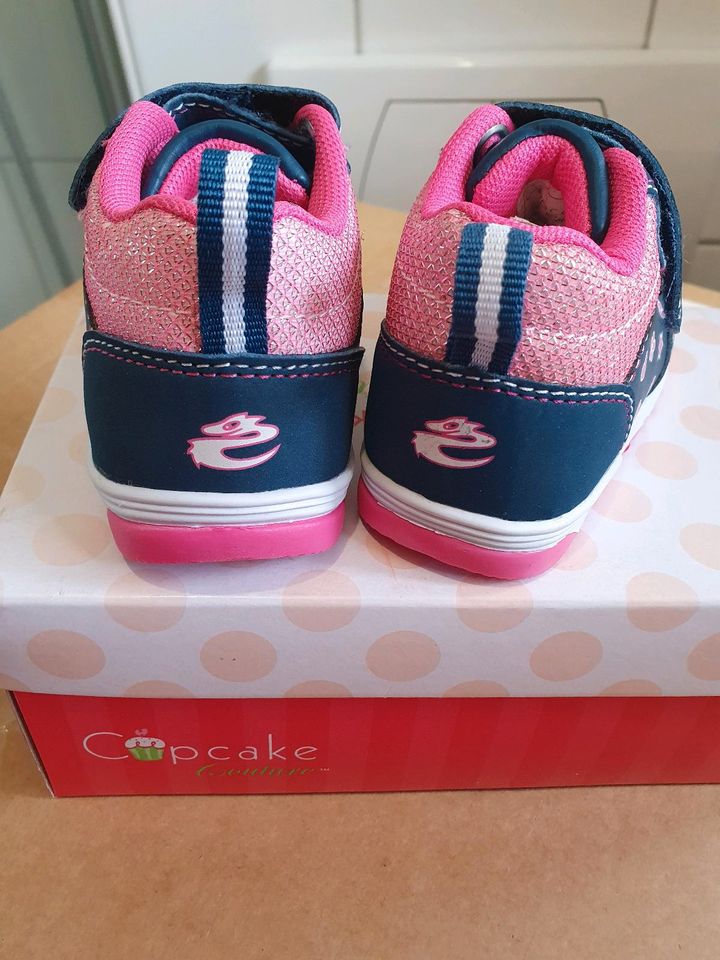 Babyschuhe Mädchenschuhe Cupcake Couture Gr. 20 NEU in Bad Orb