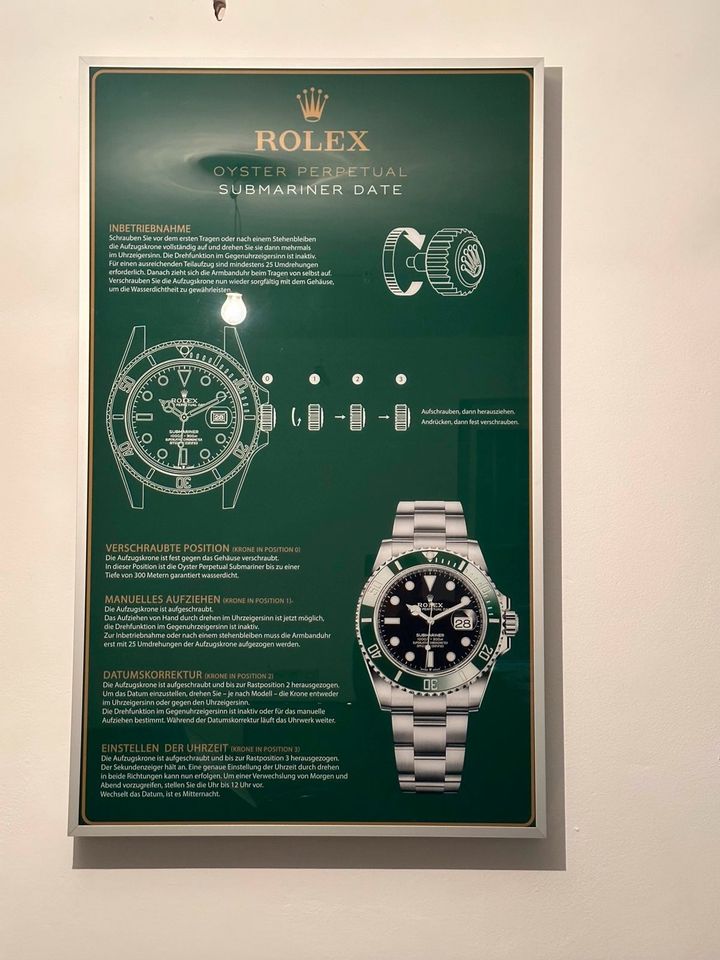 Rolex Submariner Hulk Starbucks Bild Schild Leuchtreklame Werbung in Oberhausen