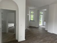 Moderne 4-Raumwohnung mit Küche und Balkon in Meerane Sachsen - Meerane Vorschau