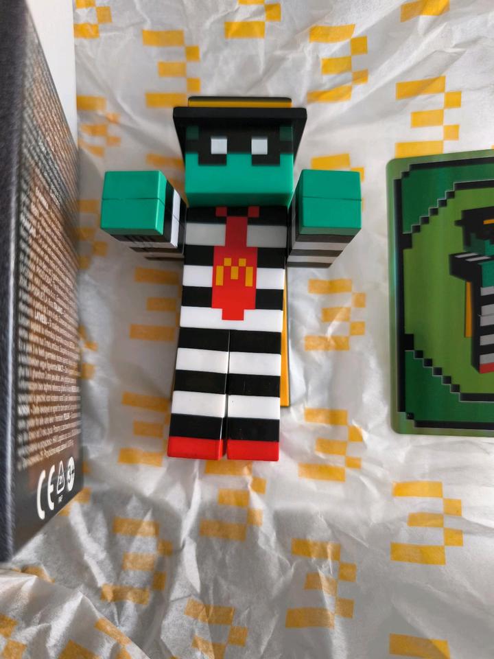 McDonald's x Minecraft - Hamburglar (Neu inkl. unbenutzen Code) in Gelsenkirchen