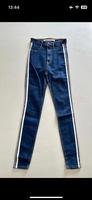 Skinny Jeans XS elastisch mit weißen Streifen stretchy Hessen - Marburg Vorschau
