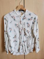 Zara Bluse weiss mit Kolibri-Druck wNEU in Gr. M für 7,50€ Sachsen - Frohburg Vorschau