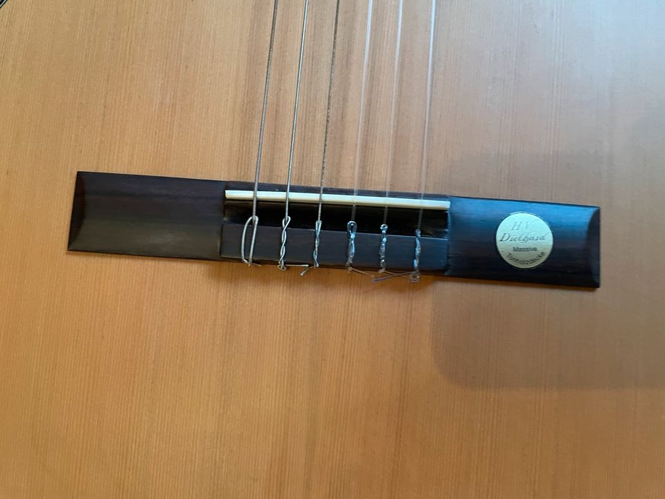 H.V. Diethard Gitarre  DZ - 63 neuwertig mit gepolsterter Tasche in Waldbröl
