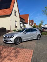 Mercedes A 200 Kamera LED Sportsitze usw. wenig Kilometer Nordrhein-Westfalen - Kamp-Lintfort Vorschau