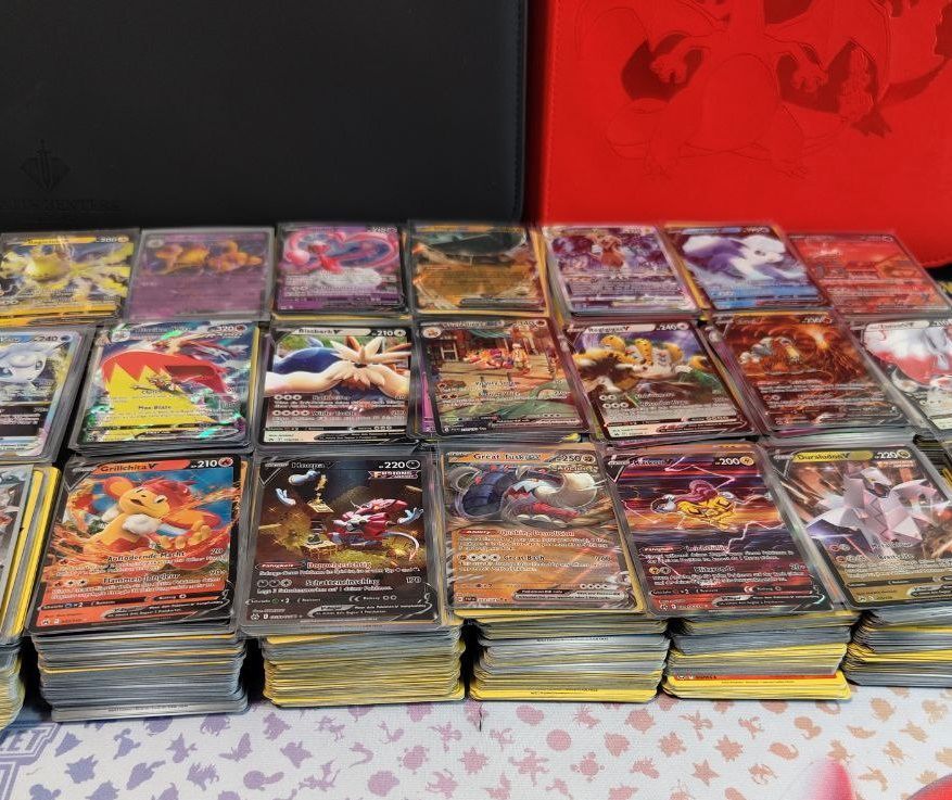 Pokemon Karten Sammlung 180 Stück 10x Holo + VMax/V/GX/EX/VStar in Knüllwald