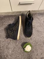 Schuhe Gabor 44 Stiefeletten Sneaker Leder blau Sterne Steine Niedersachsen - Ronnenberg Vorschau