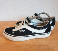 Vans Sneaker Gr. 40 Schuhe schwarz weiß Sachsen - Ottendorf-Okrilla Vorschau