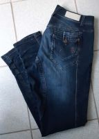 Summum Woman Jeans Gr.36 neuwertig blau stonewashed München - Milbertshofen - Am Hart Vorschau