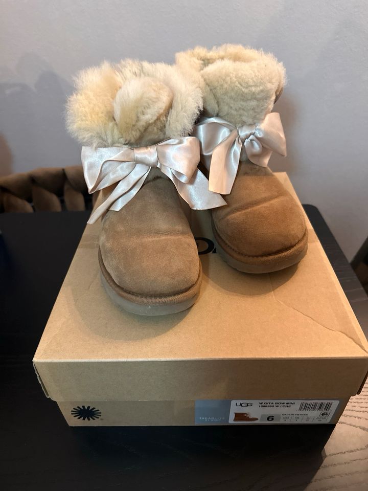 UGG gita bow mini 37 in Diedorf