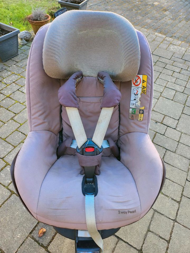 Maxi Cosi Kindersitz 2wayPearl in Netphen