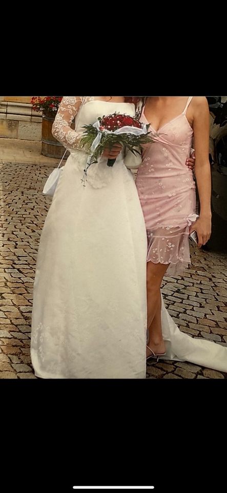 Hochzeitskleid  Brautkleid AVA‘s Gr 34 Ballkleid in Halberstadt