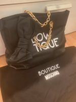 Moschino Boutique Tasche schwarz Leder  Kettenhenkel Baden-Württemberg - Freiburg im Breisgau Vorschau