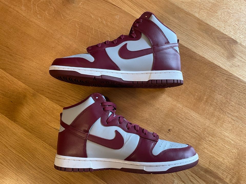 Nike Dunk High Retro Dark Beetroot EU 44,5 US 10,5 VNDS in Düsseldorf