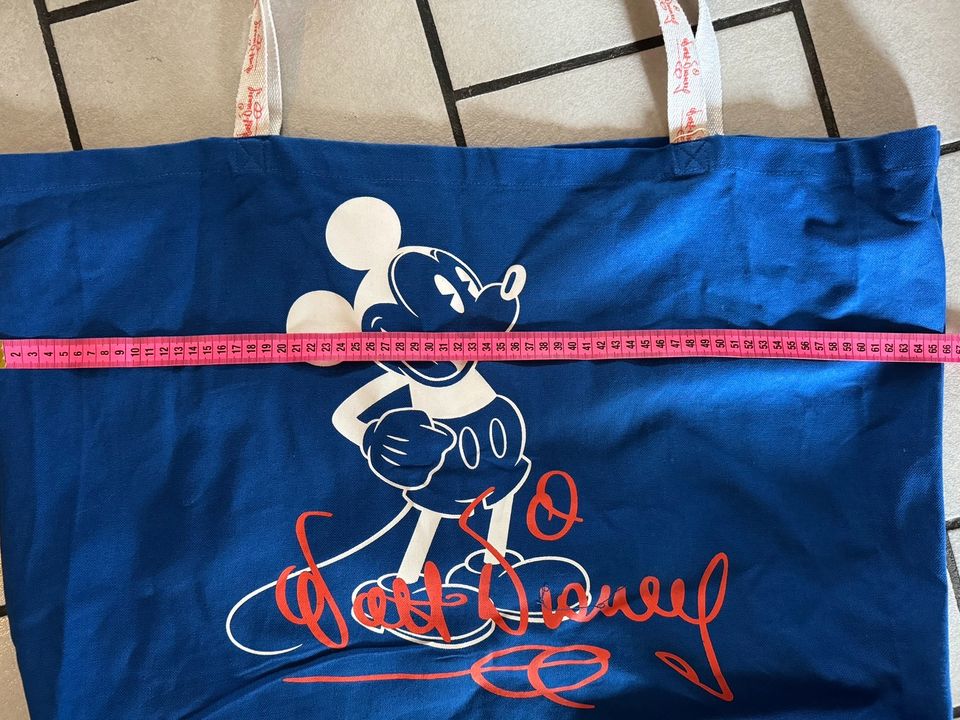 Mickey Mouse und Mickey und Minnie Maus große Taschen je 5€ in Vitte