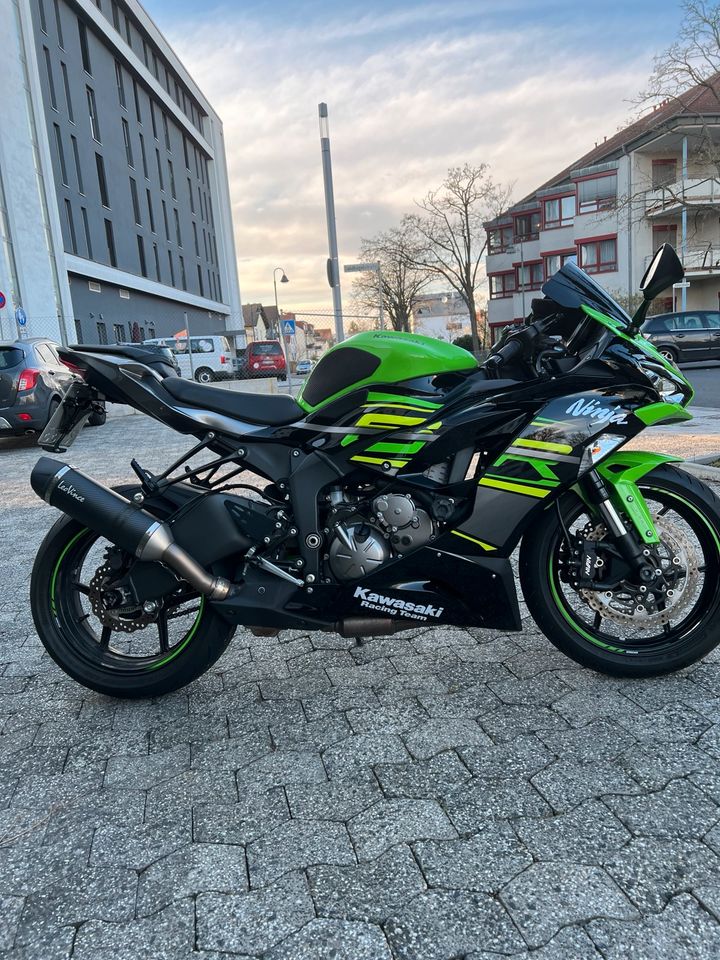 Kawasaki Ninja ZX-6R in Kelsterbach