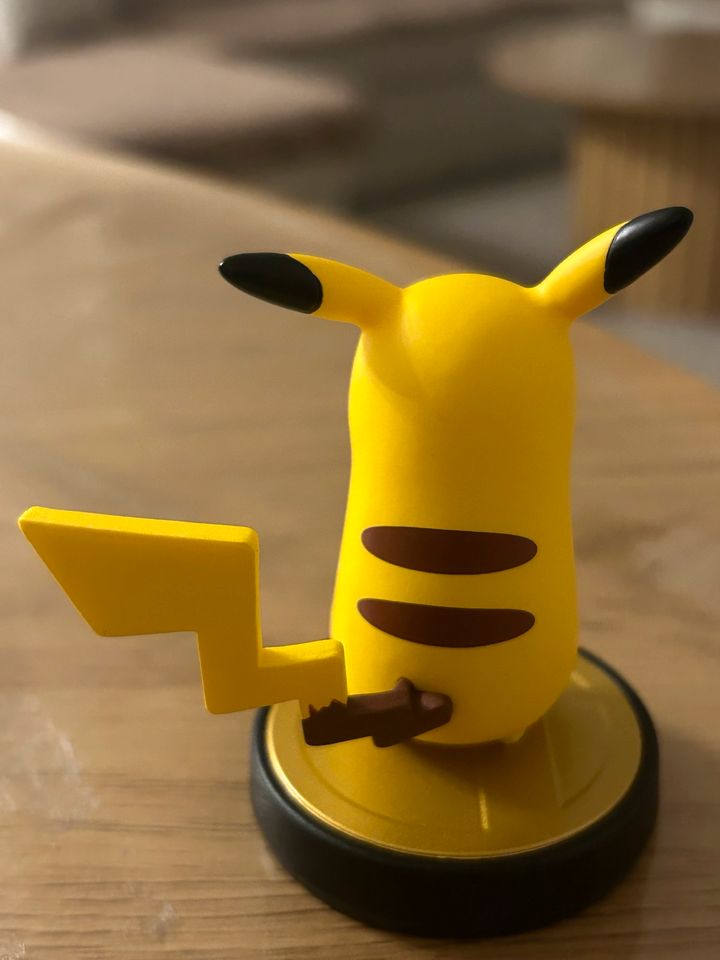 Pokemon Amiibos / Pikachu, Bisaknosp, Glurak und Mewtwo in Offenbach