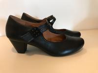 Pumps Halbschuhe  Absatzschuhe schwarz 40,5 Leder Sachsen - Ottendorf-Okrilla Vorschau