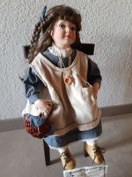 Schneider Porzellan-Puppe, Folklore Collection, Edition Number 39 Nordrhein-Westfalen - Swisttal Vorschau