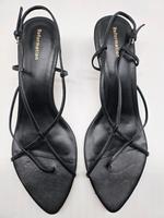 Sandalen Daphne mit Absatz Marke: Reformation Gr. 8 Brandenburg - Bernau Vorschau