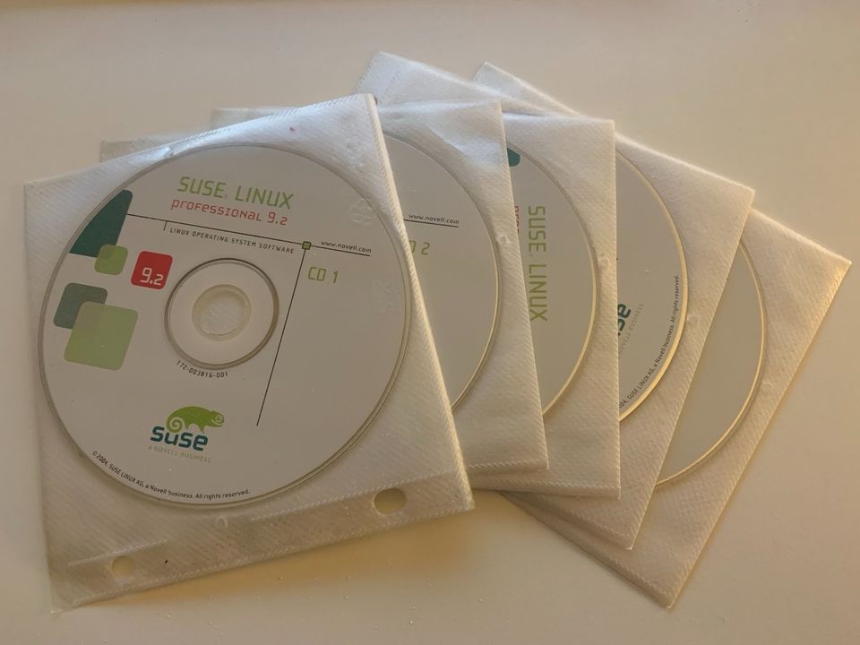 openSuse 9.2 Professional CD-Box in Borgstedt