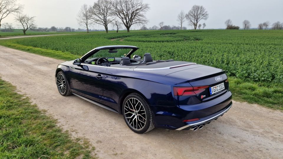 Audi S5 Cabriolet, Vollausstattung, hervorragender Zustand in Eldena