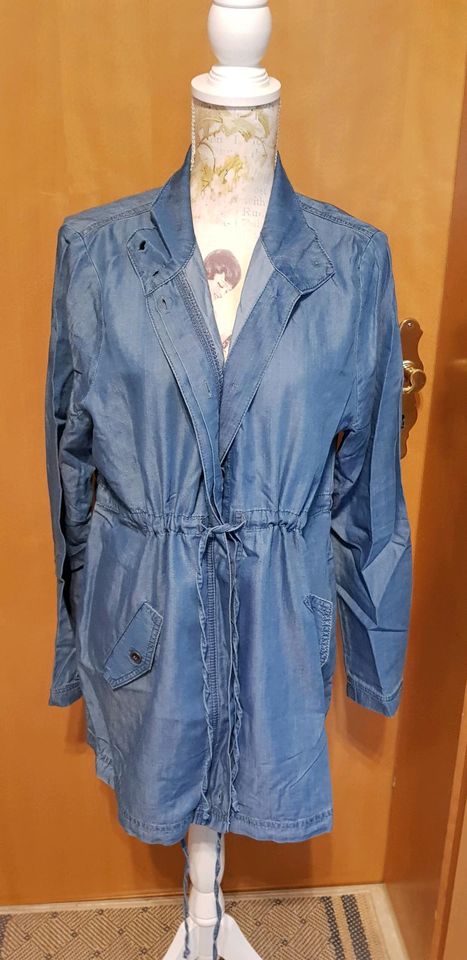 Esprit Jacke leichte Jacke Jeansblau Gr. 42 Neu in Unterneukirchen