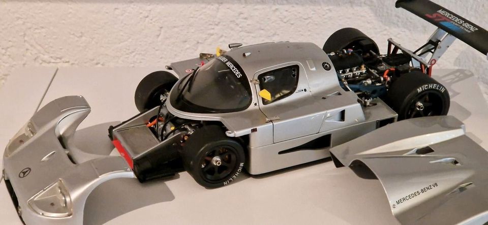 EXOTO 1/18 Sauber-Mercedes C9 Racing Legends in Mannheim