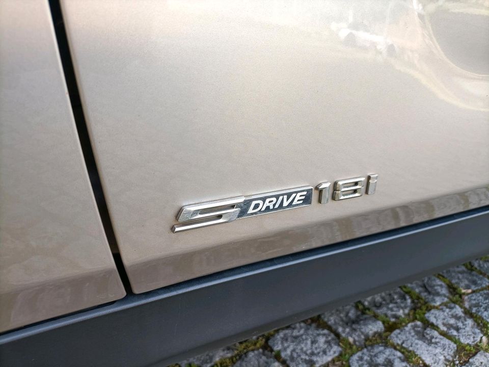 BMW X1 sDRIVE 1.8i SUPER ZUSTAND in Stuttgart
