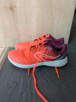 Decathlon Kiprun Fast Hallenschuhe Sportschuhe 35 Nordrhein-Westfalen - Rheinberg Vorschau