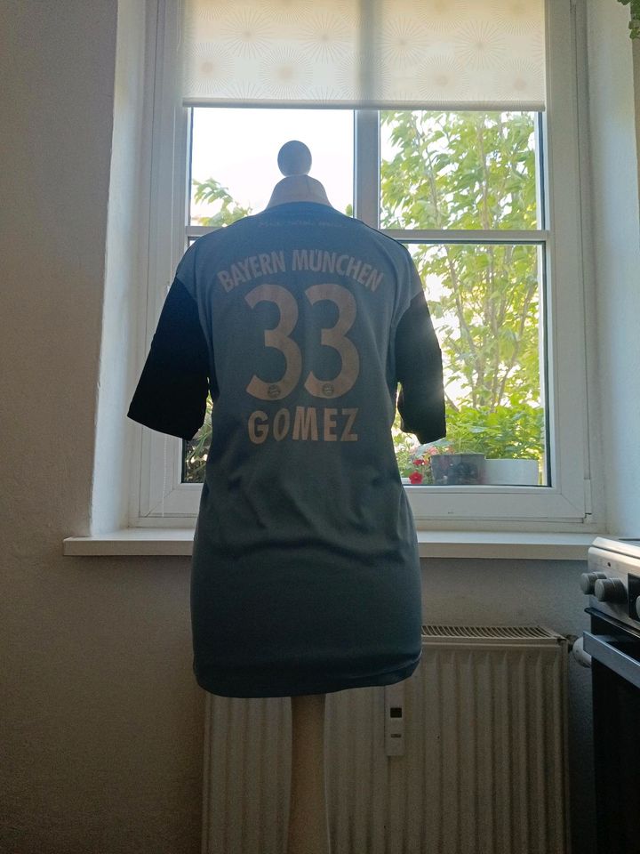 Fc Bayern Müchen Gomez Trikot Retro in Berlin