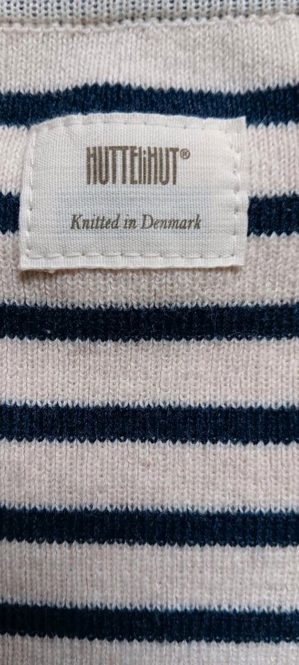 HUTTELiHUT Pullover NEU in Bergisch Gladbach