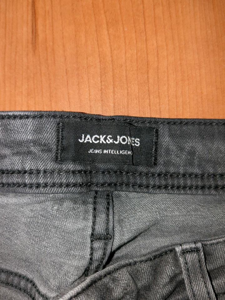 Herren Jeans dunkelgrau Jack&Jones Slim Glenn 32 32 in Nagold