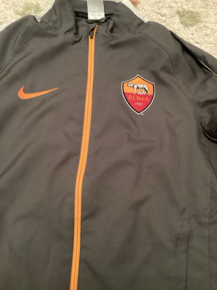 Nike Jacke As Roma Gr.M in Frechen