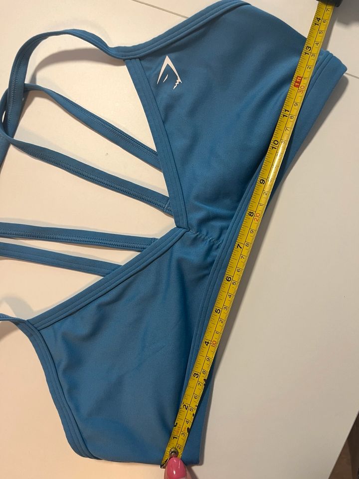 Gymshark Minimal Sports Bra schwarz blau weiß M in Saarbrücken