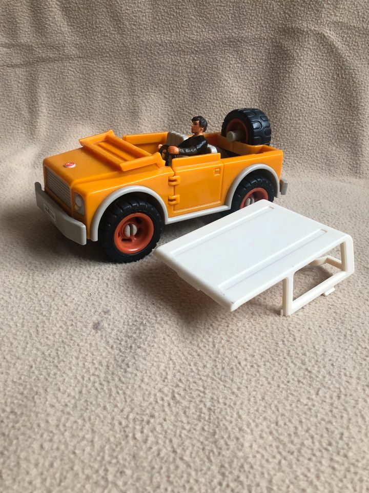 Schleich Jeep + Anhänger (42025 + 40185) + Fahrer - OVP‘s in Neuenkirchen