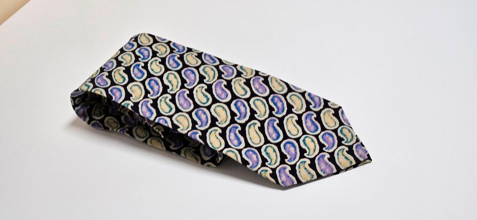 Vintage Krawatte aus 100 % Seide. in Köln